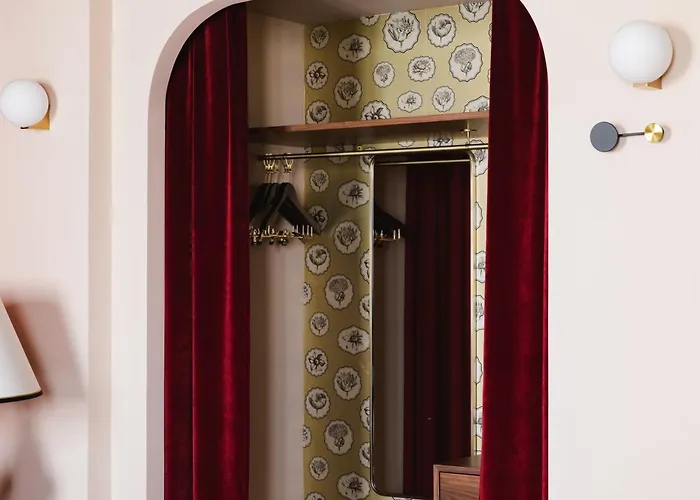 Hotel L De Lutece - Notre-Dame Paris